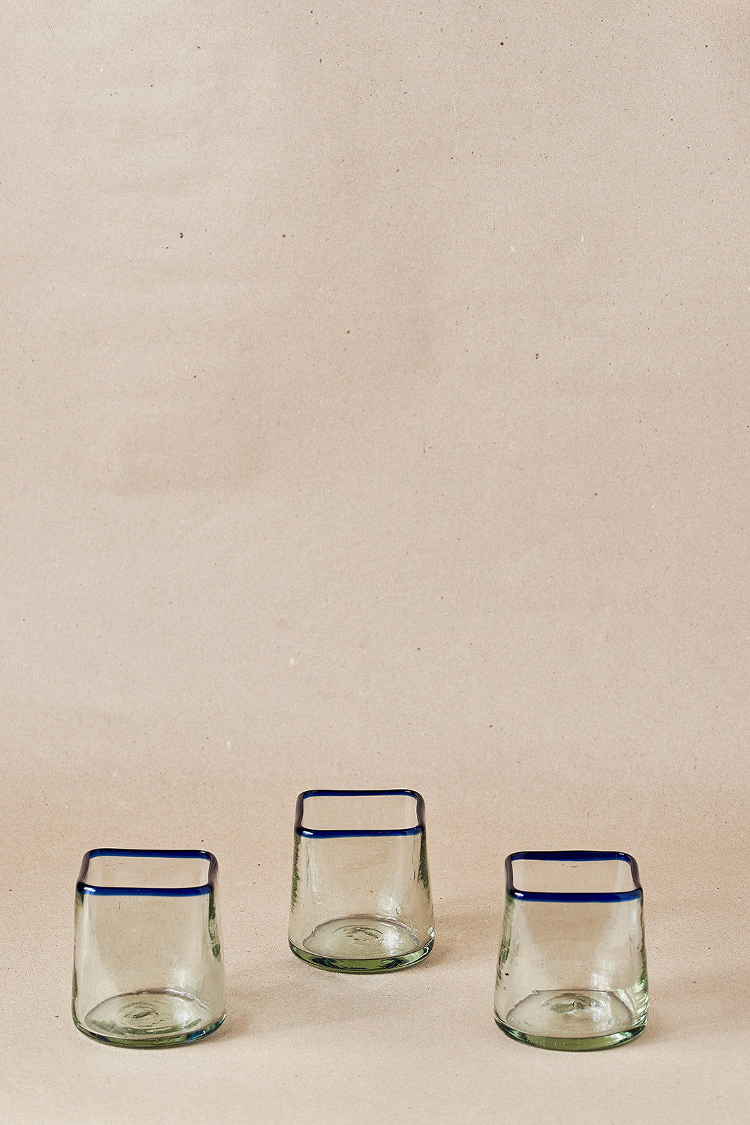 PACK OF 4 | Glass - Blue Rim Squared